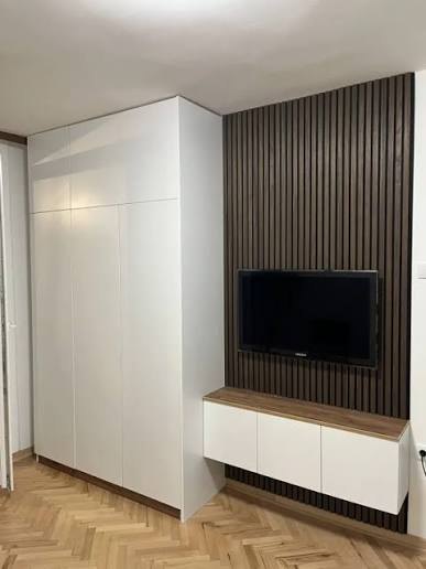 TV element po mjeri